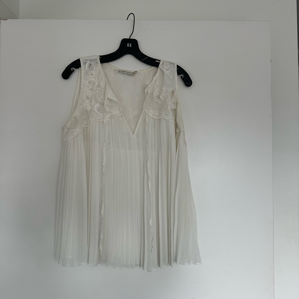 Alice + Olivia Ivory Pleated Sleeveless Blouse with Embroidered Yoke